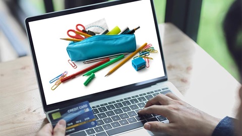 Fournitures scolaires commandées en ligne